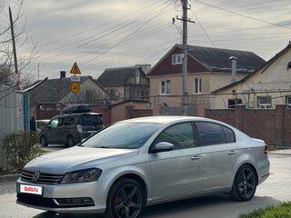 2012 Volkswagen Passat B7, серебристый, 999999 рублей, вид 1