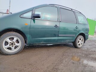 1998 Volkswagen Sharan I, зелёный, 185000 рублей, вид 4