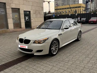 2008 BMW M5 IV (E60/E61), белый, 8500000 рублей, вид 2