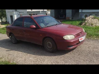 1999 Kia Shuma I, красный, 35000 рублей, вид 3