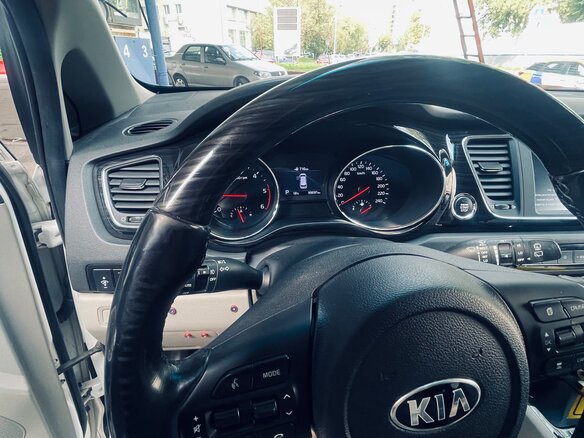 2020 Kia Carnival III, белый, 3100000 рублей - вид 9