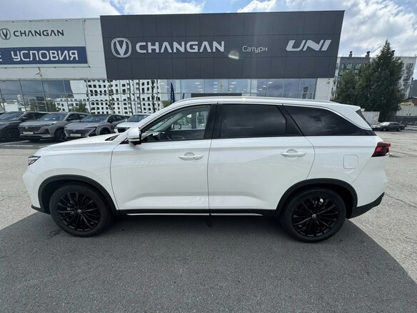 2026 Changan CS75 Pro, белый - вид 3