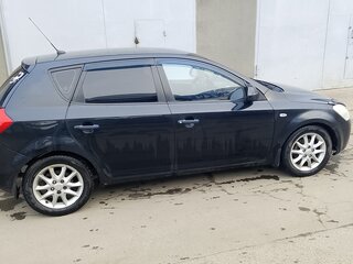 2007 Kia Ceed I, чёрный, 390000 рублей, вид 3