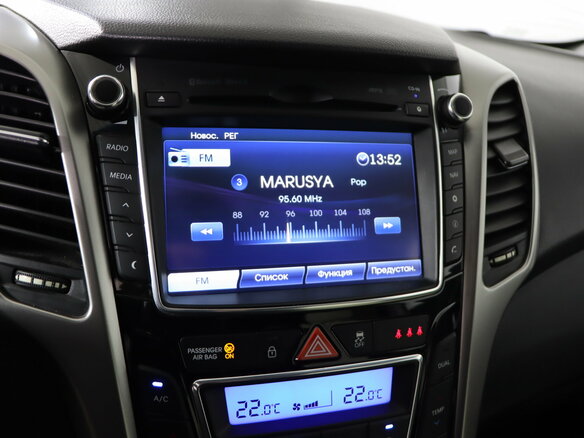 2012 Hyundai i30 II, белый - вид 16