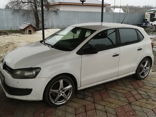 2010 Volkswagen Polo V, белый, 450000 рублей, вид 4