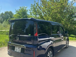 2018 Honda Stepwgn Spada V Рестайлинг, синий, 2600000 рублей, вид 4