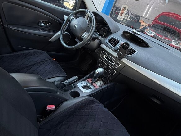 2010 Renault Fluence I, бежевый, 485000 рублей - вид 14