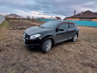 2013 Nissan Qashqai I Рестайлинг, чёрный, 1300000 рублей, вид 2