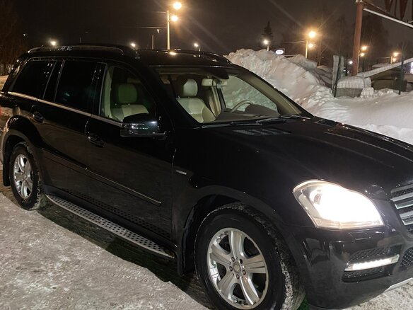 2010 Mercedes-Benz GL-Класс 350 I (X164) Рестайлинг, чёрный, 1750000 рублей - вид 1