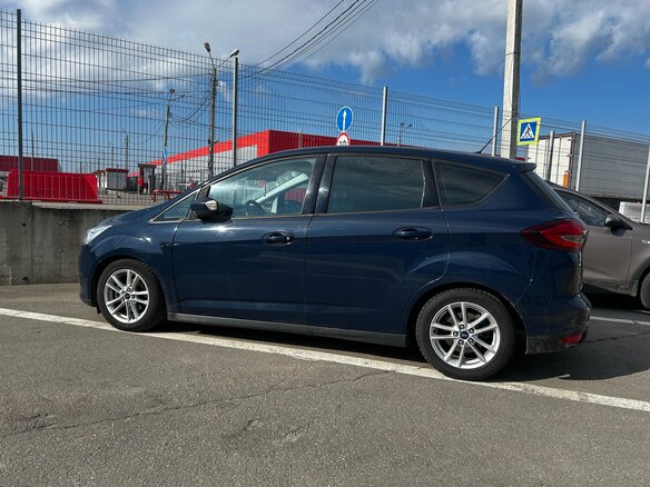 2016 Ford C-MAX II Рестайлинг, синий, 1300000 рублей - вид 5