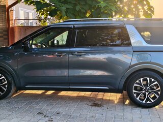 2021 Kia Carnival IV, зелёный, 4050000 рублей, вид 2