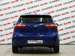 2013 Kia Rio 5-speed III, синий, 695950 рублей, вид 5