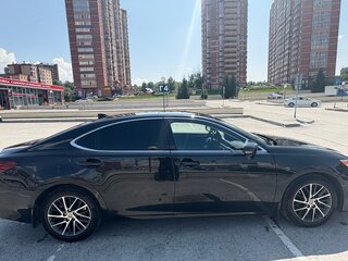 2018 Lexus ES 250 VI Рестайлинг, чёрный, 3400000 рублей, вид 3