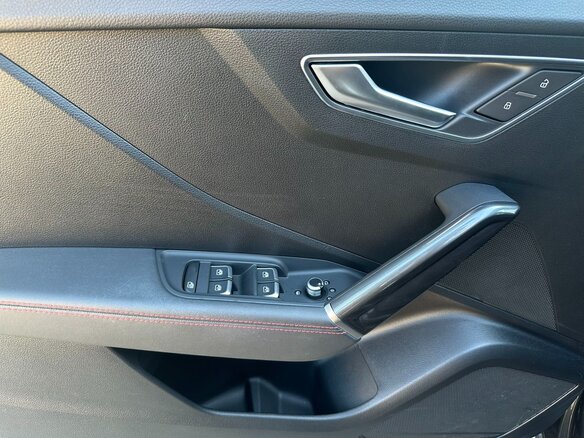 2022 Audi Q2 L 35 TFSI I Рестайлинг, чёрный, 1890000 рублей - вид 15
