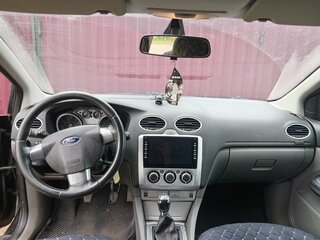 2010 Ford Focus II Рестайлинг, чёрный, 620000 рублей, вид 4