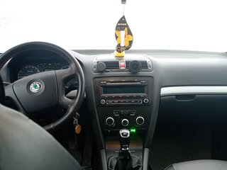 2006 Skoda Octavia II (A5), зелёный, 350000 рублей, вид 3