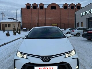 2023 Toyota Corolla XII (E210), белый, 2000000 рублей, вид 2