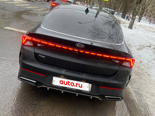 2020 Kia K5 III, чёрный, 2250000 рублей, вид 2