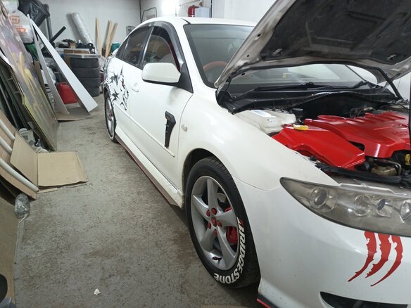 2002 Mazda Atenza I, белый, 725000 рублей - вид 16