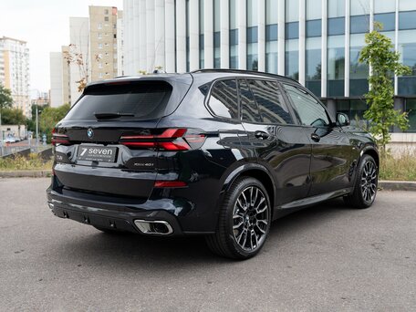 2026 BMW X5 40i IV (G05/G18) Рестайлинг, чёрный, 13950000 рублей, вид 5