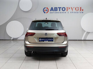2019 Volkswagen Tiguan II, бежевый, 2371000 рублей, вид 4