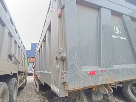 2023 Shacman (Shaanxi) SX3318, красный, 1550250 рублей, вид 5