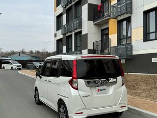 2020 Toyota Roomy I, белый, 1200000 рублей, вид 3