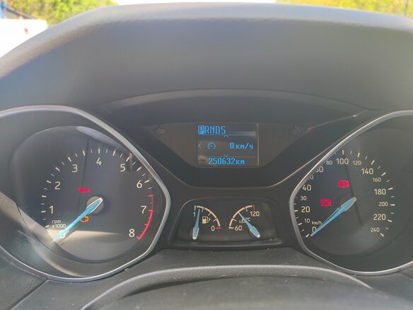 2015 Ford Focus III Рестайлинг, белый, 580000 рублей - вид 9