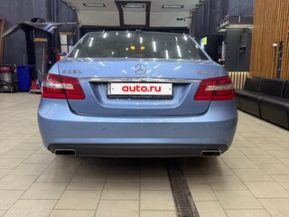 2010 Mercedes-Benz E-Класс 350 IV (W212, S212, C207), голубой, 1150000 рублей, вид 3