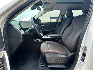 2023 BMW X1 Long 20Li sDrive III (U11/U12), белый, 2860000 рублей, вид 3
