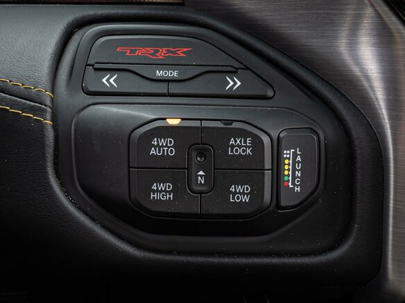 2023 Ram 1500 Crew Cab TRX V, жёлтый, 11920000 рублей - вид 22