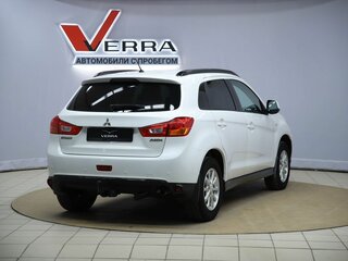 2014 Mitsubishi ASX I Рестайлинг, белый, 1000000 рублей, вид 5