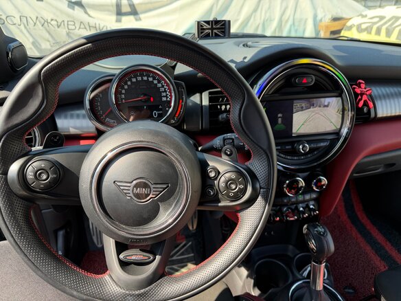 2019 Mini Hatch JCW III (F55/F56) Рестайлинг, серый - вид 6