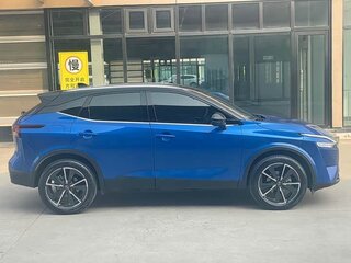 2023 Nissan Qashqai III, синий, 2139600 рублей, вид 4