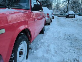 2000 Lada (ВАЗ) 2107, красный, 300000 рублей, вид 2