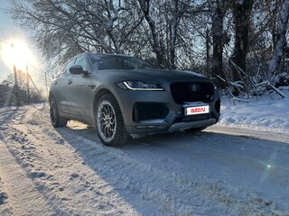 2018 Jaguar F-Pace I, бежевый, 3900000 рублей, вид 1