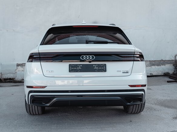 2020 Audi Q8 55 TFSI I (4M), белый - вид 7