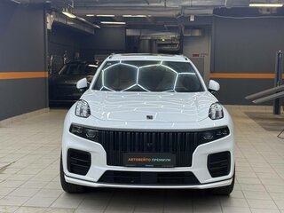 Lynk & Co 09 EM-P