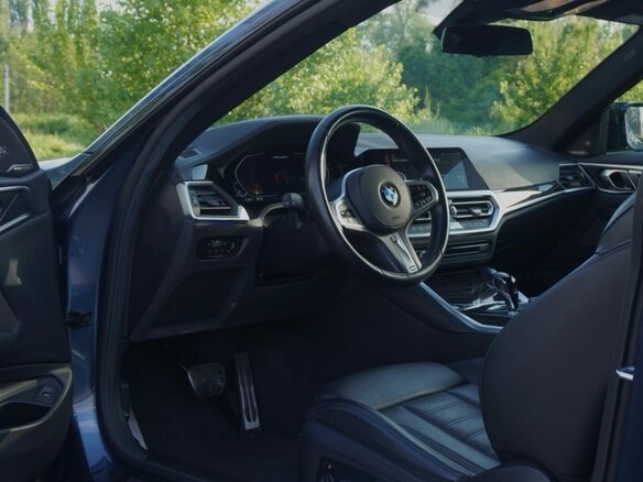 2021 BMW 4 серии M440i xDrive G22, G23, G26, синий, 6000000 рублей - вид 15