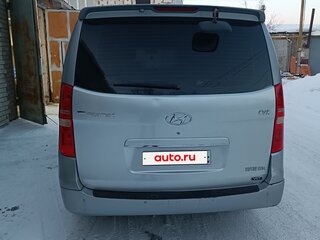 2011 Hyundai Grand Starex I, серый, 850000 рублей, вид 3