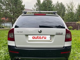 2011 Skoda Octavia Scout II (A5) Рестайлинг, белый, 1150000 рублей, вид 5
