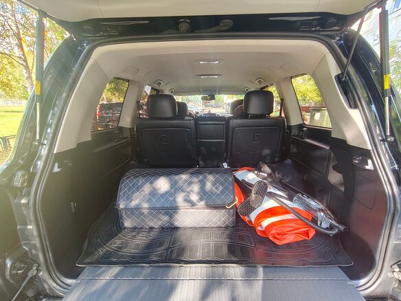 2013 Toyota Land Cruiser 200 Series Рестайлинг 1, чёрный, 3900000 рублей - вид 19