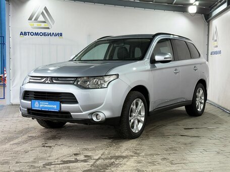 Mitsubishi Outlander III