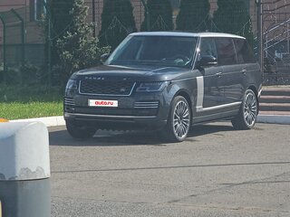 2018 Land Rover Range Rover IV Рестайлинг, серый, 6300000 рублей, вид 4
