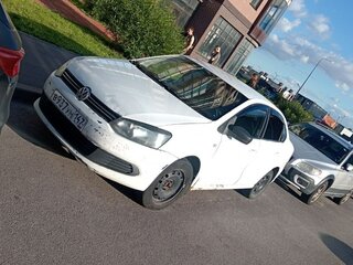 2015 Volkswagen Polo V Рестайлинг, белый, 380000 рублей, вид 1