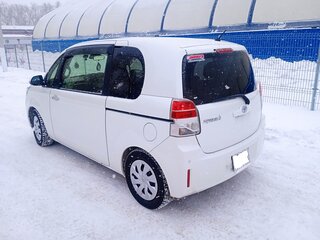 2018 Toyota Spade, белый, 1000000 рублей, вид 4
