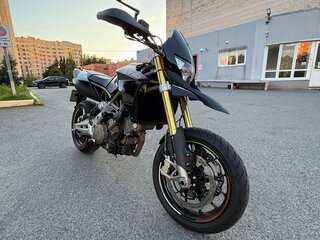 Aprilia Dorsoduro 750