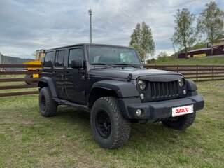 2017 Jeep Wrangler III (JK), серый, 2250000 рублей, вид 2