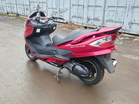 2010 Suzuki Burgman (SkyWave) 250, красный, 199000 рублей, вид 3