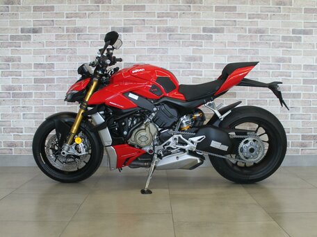 2021 Ducati Streetfighter V4, красный, 1785000 рублей, вид 3